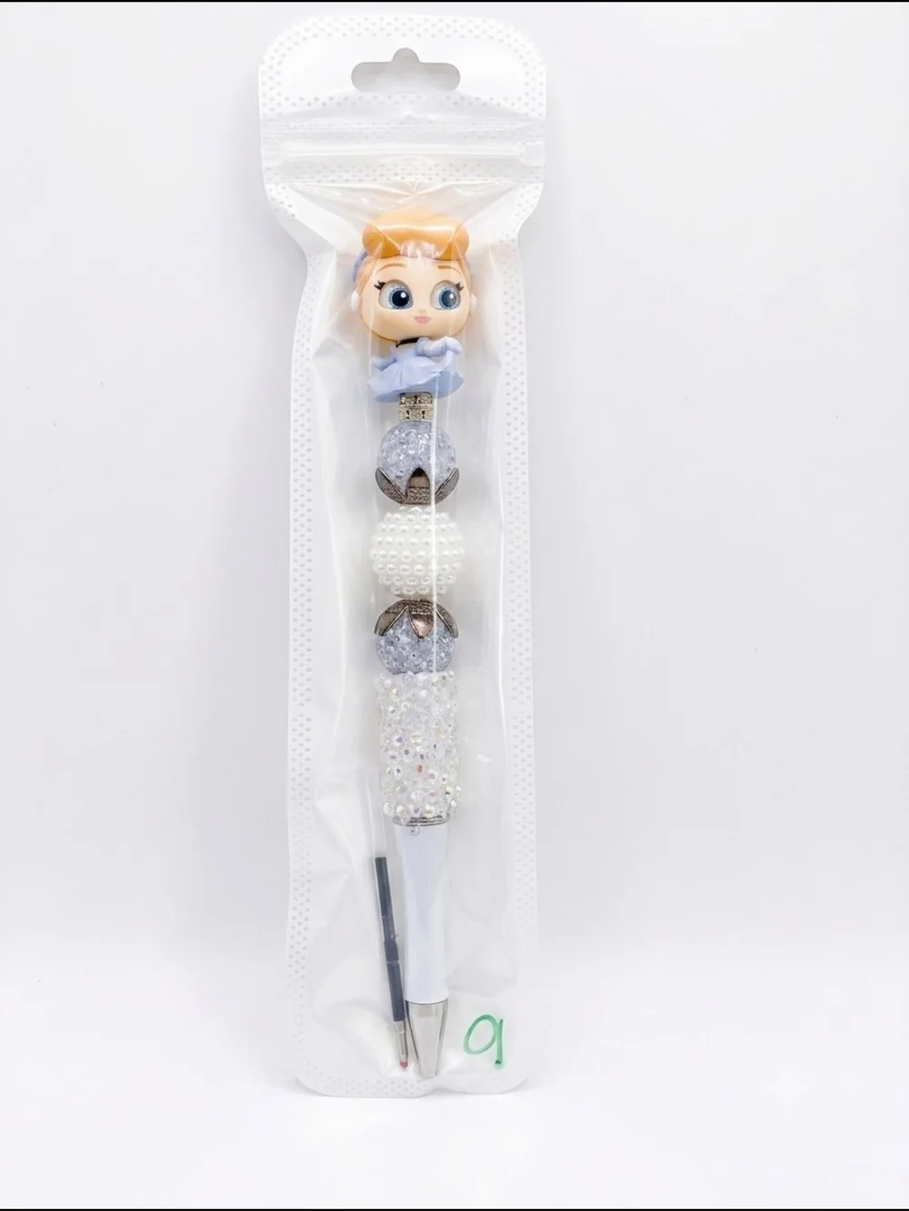 ✨ Disney Cinderella Custom Beaded Pen with Extra Ink Refill! ✨NWOT